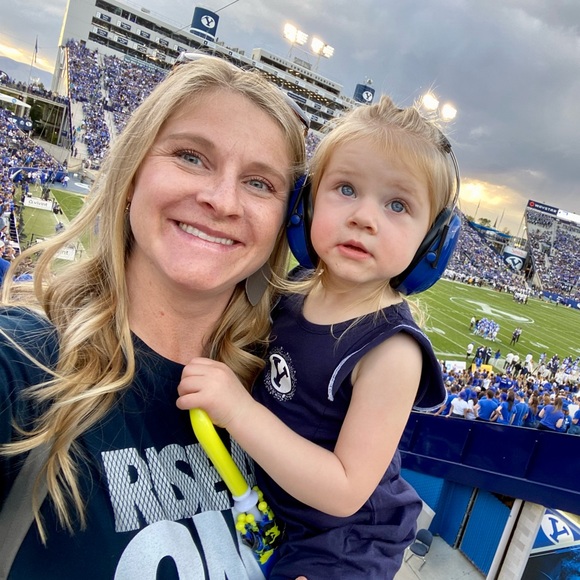 Meet your Posher, Elizabeth - Picture 1 of 1